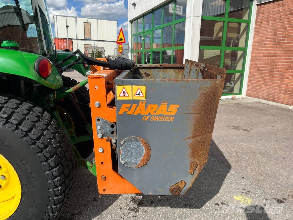 John Deere 3045 R Tractores compactos