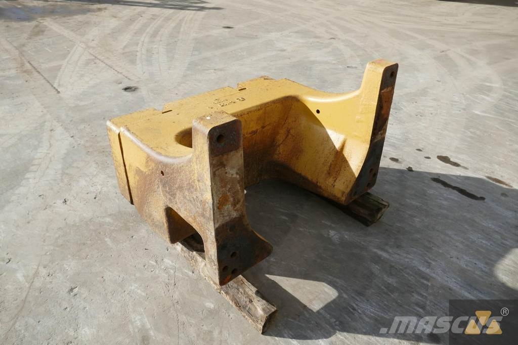 CAT D8T Counterweight Предни тежести
