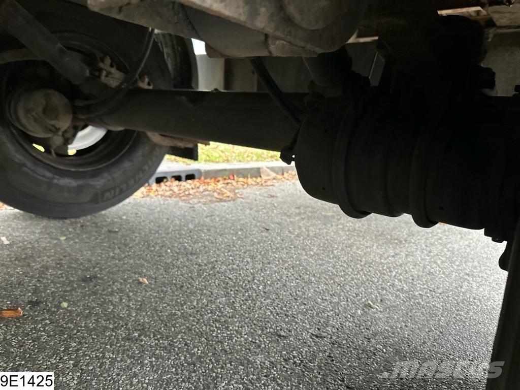Fruehauf open laadbak Lifting axle Vlakke laadvloeren