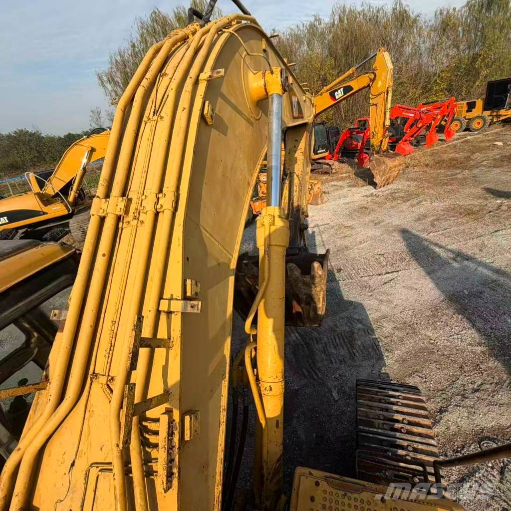 CAT 330 B L Raupenbagger