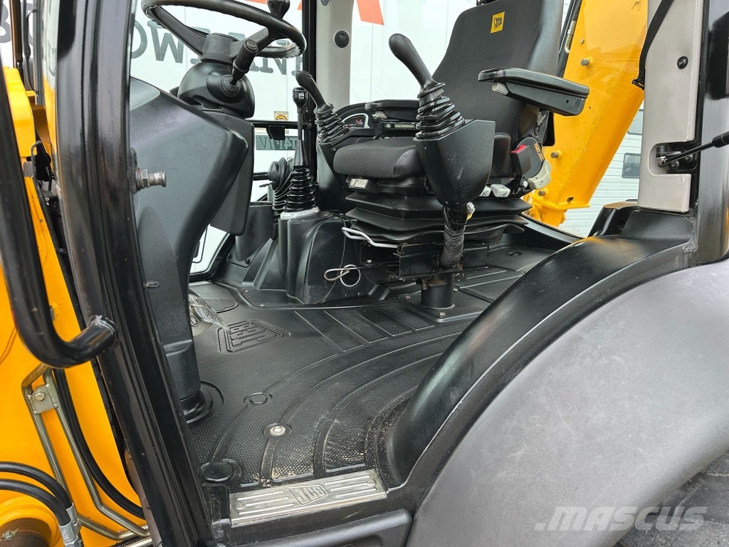 JCB 4 CX Joystic Backhoe loaders