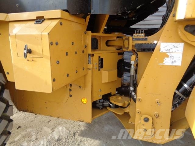 CAT 938M Φορτωτές με λάστιχα (Τροχοφόροι)