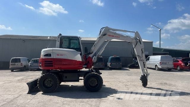 Takeuchi TB295W 轮式挖掘机