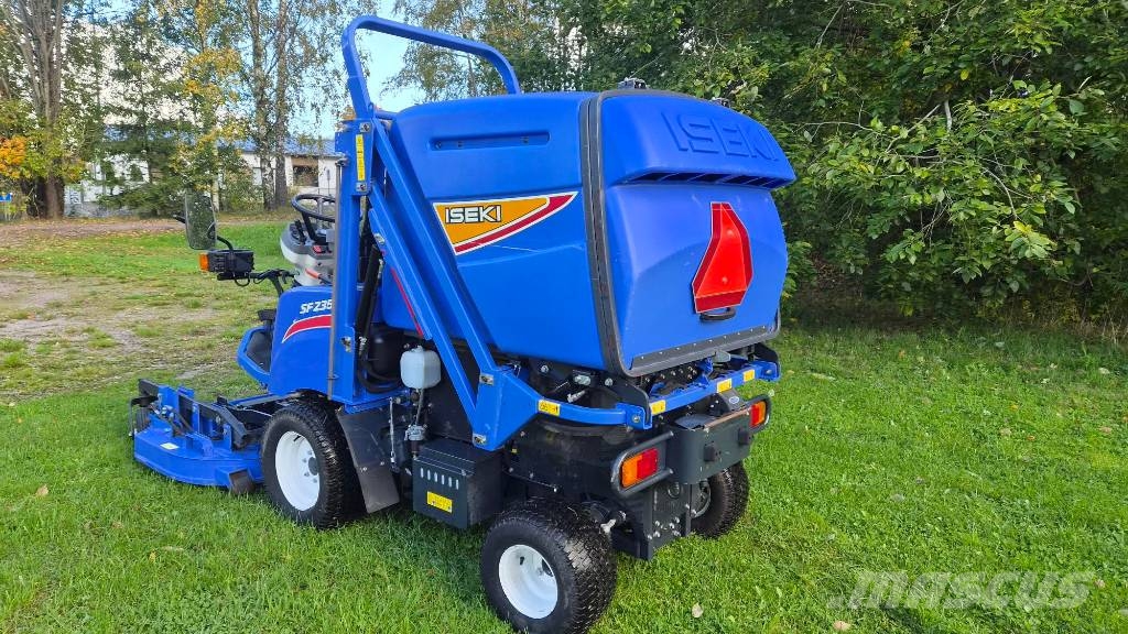 Iseki SF 235 ركوب الحشائش