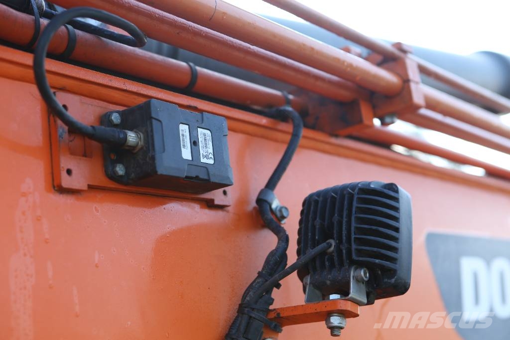 Doosan DX 170 W-5 Mobiele kraan | 9500u | DKS | Vacuüm Ratasekskavaatorid