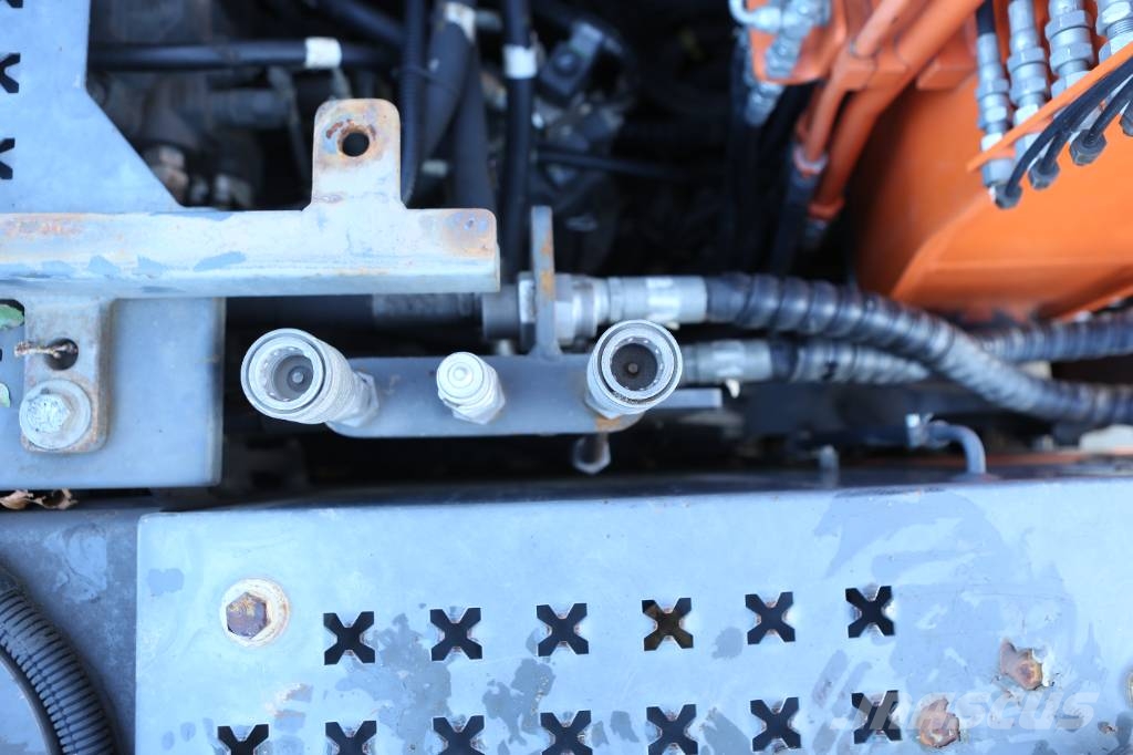 Doosan DX170W Mobiele kraan | 9500u | DKS | Vacuüm | GPS Pyöräkaivukoneet