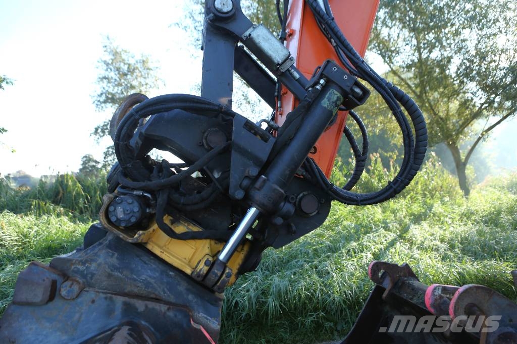 Doosan DX170W Mobiele kraan | 9500u | DKS | Vacuüm | GPS Pyöräkaivukoneet