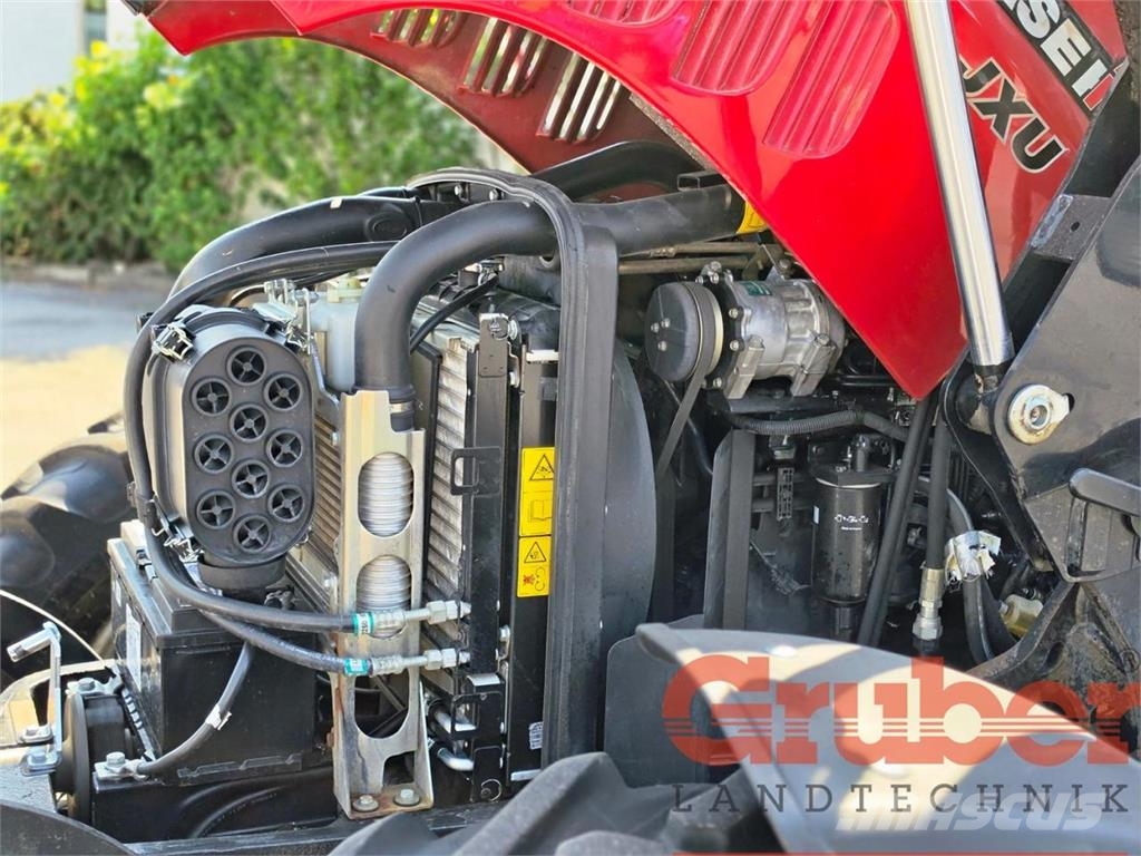 Case IH JXU 75 الجرارات