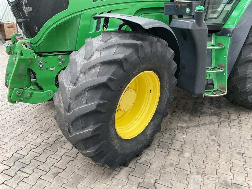 John Deere 6140R Трактори