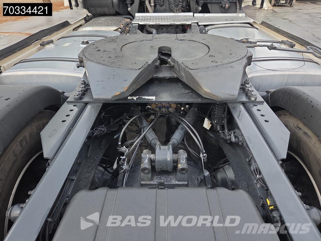 Iveco S-Way 500 S-Way 4X2 Retarder ITV 07-2027 2x Tanks Cabezas tractoras