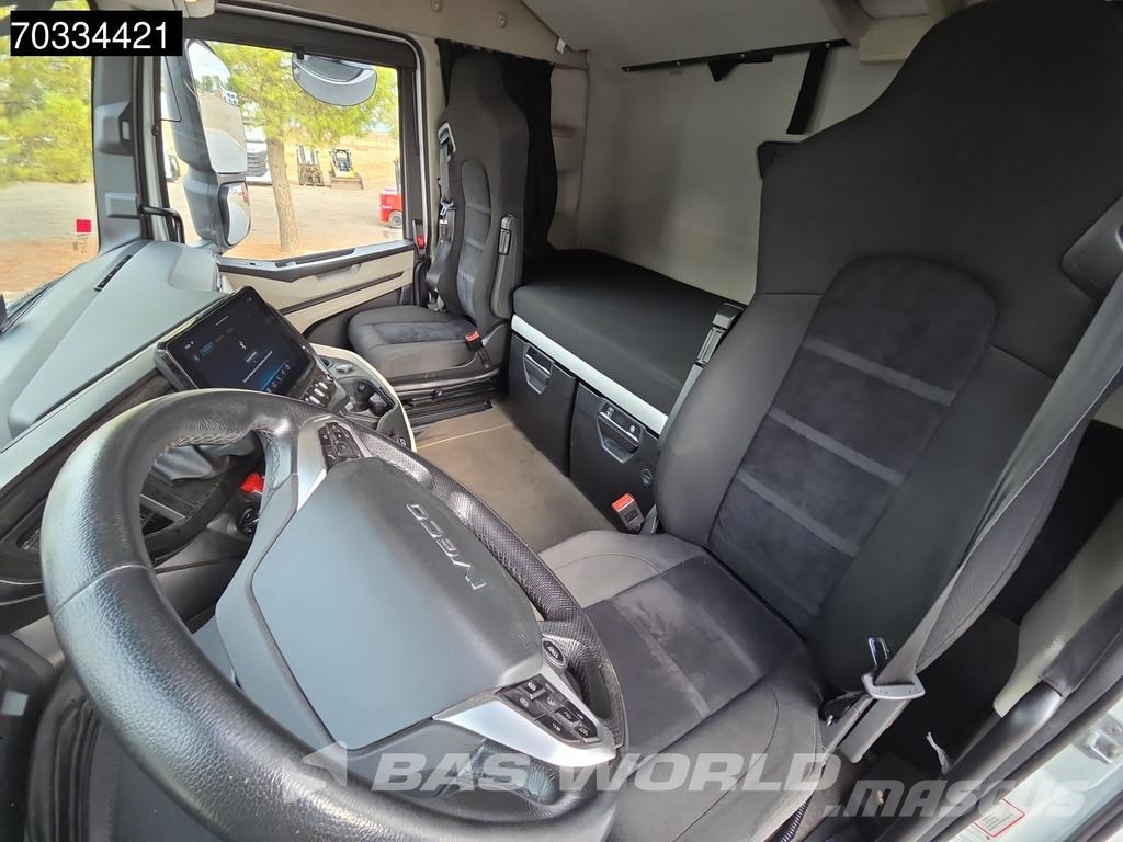 Iveco S-Way 500 S-Way 4X2 Retarder ITV 07-2027 2x Tanks Prime Movers