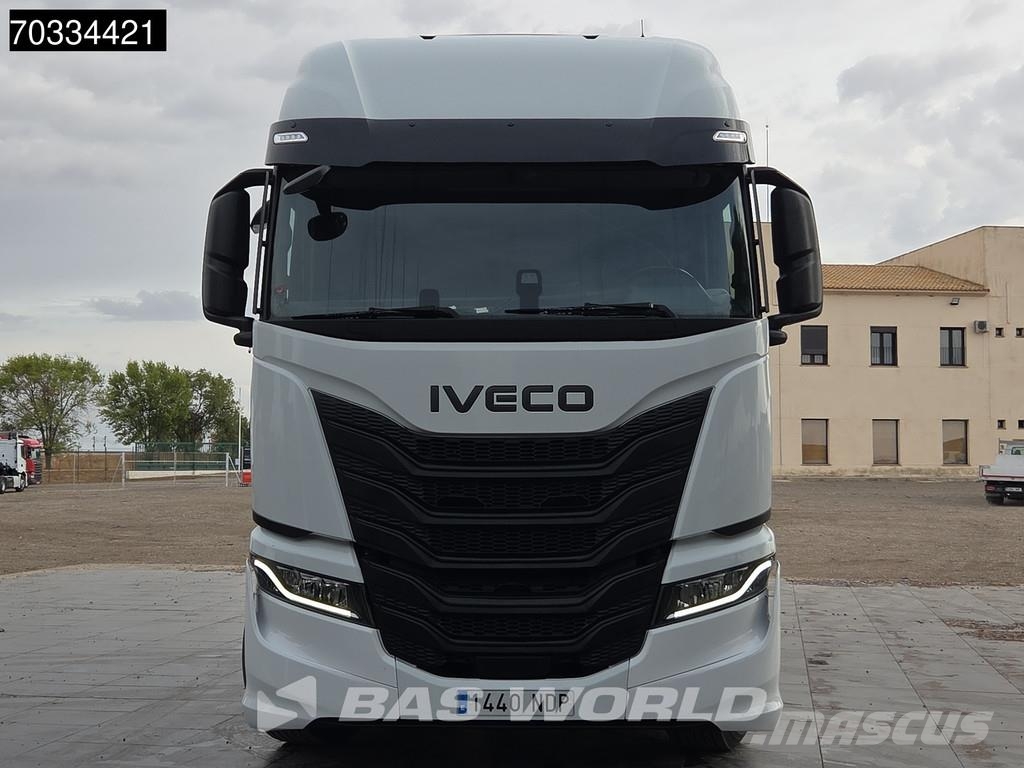Iveco S-Way 500 S-Way 4X2 Retarder ITV 07-2027 2x Tanks Cabezas tractoras