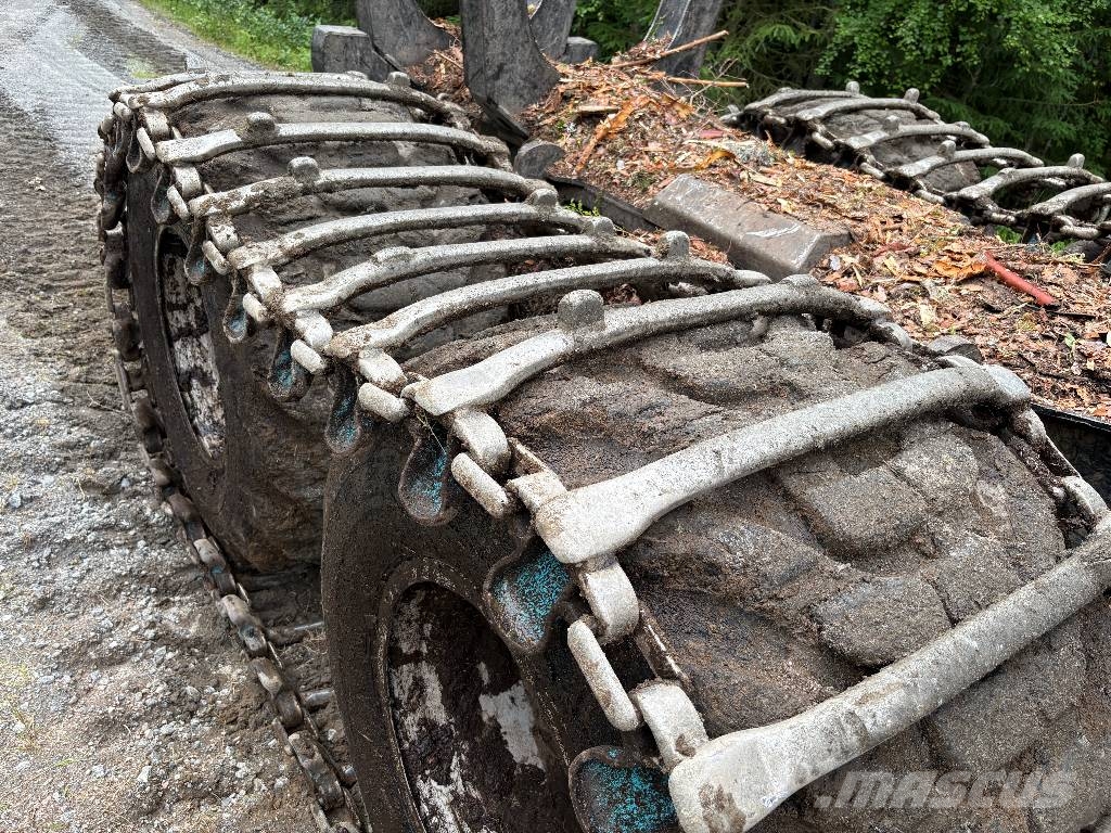 Komatsu 855 Форвардеры