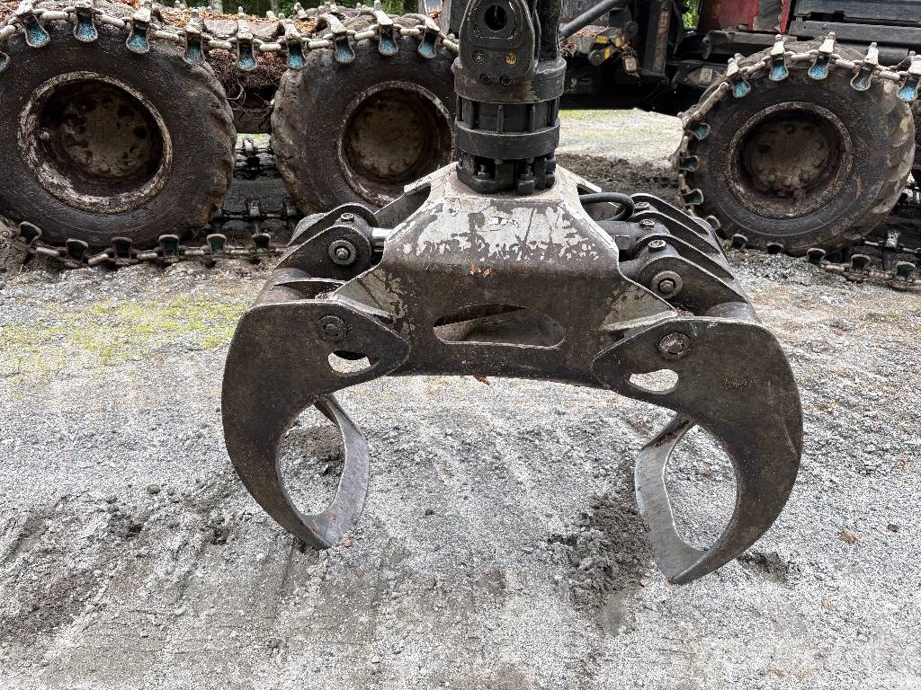 Komatsu 855 Форвардеры