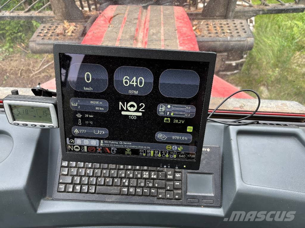 Komatsu 855 Форвардеры