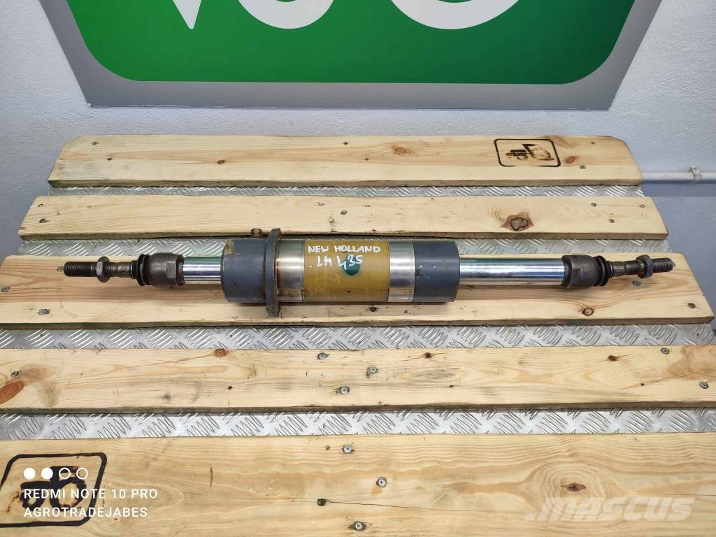New Holland LM 435 {Spicer front} steering actuator Šasija un piekare