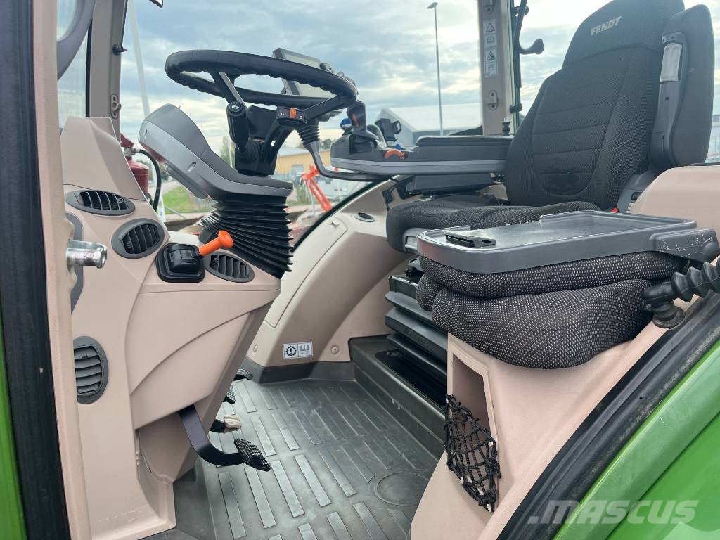 Fendt 724 Vario Traktoren