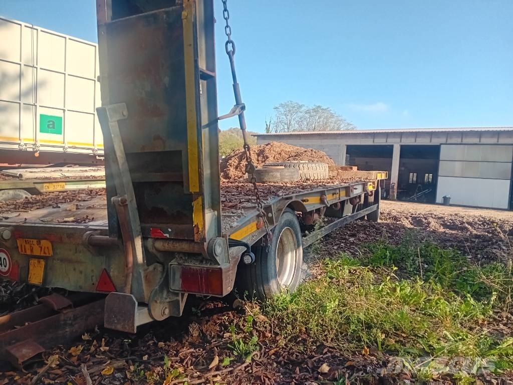 Bertoja Condor 200 Autotreilerid