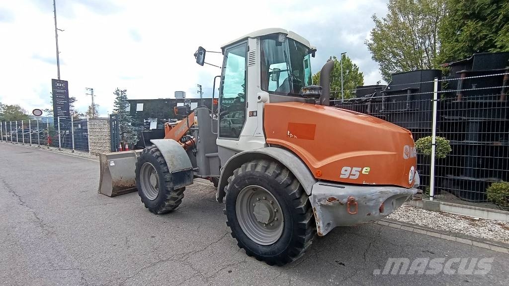 Atlas Weycor AR 95e inkl. Schaufel mit 5.856 Bh, Allrad لوادر بعجل