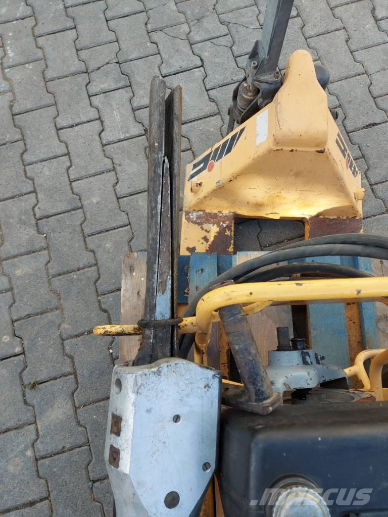Darda Spaltgerät D4 mit Aggregat 5,6KW Mobile crushers