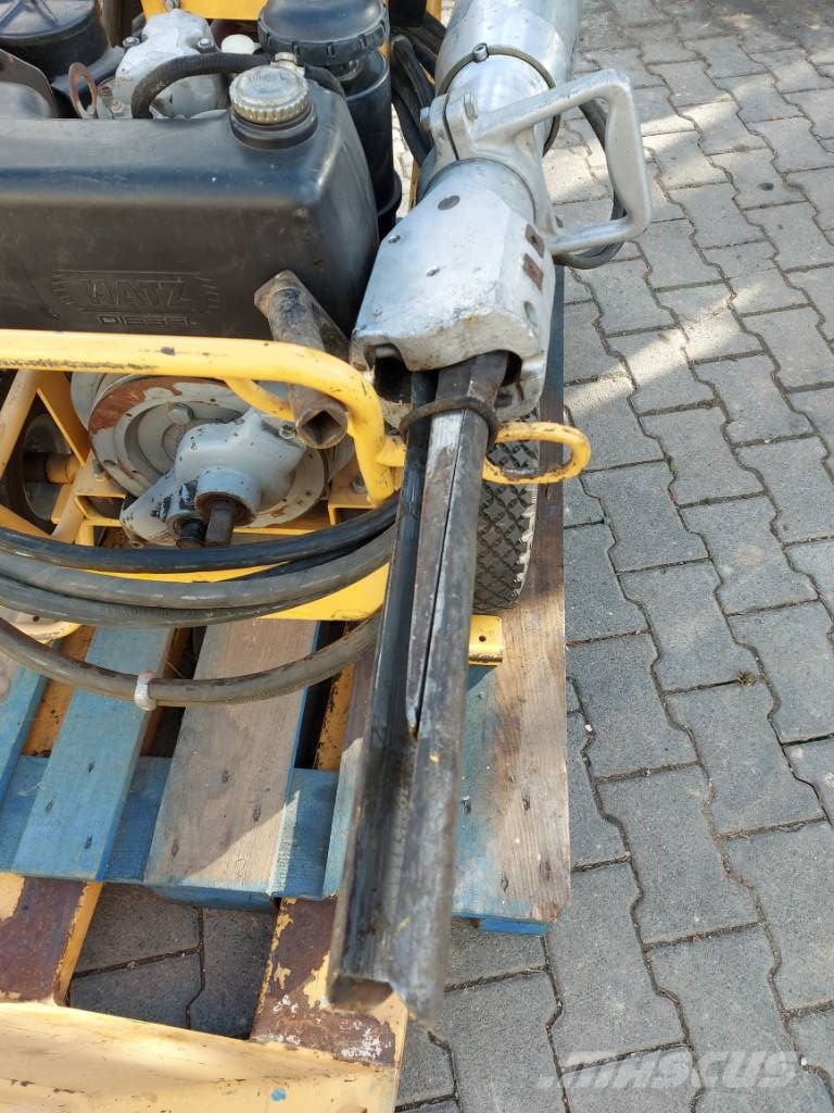 Darda Spaltgerät D4 mit Aggregat 5,6KW Mobile crushers