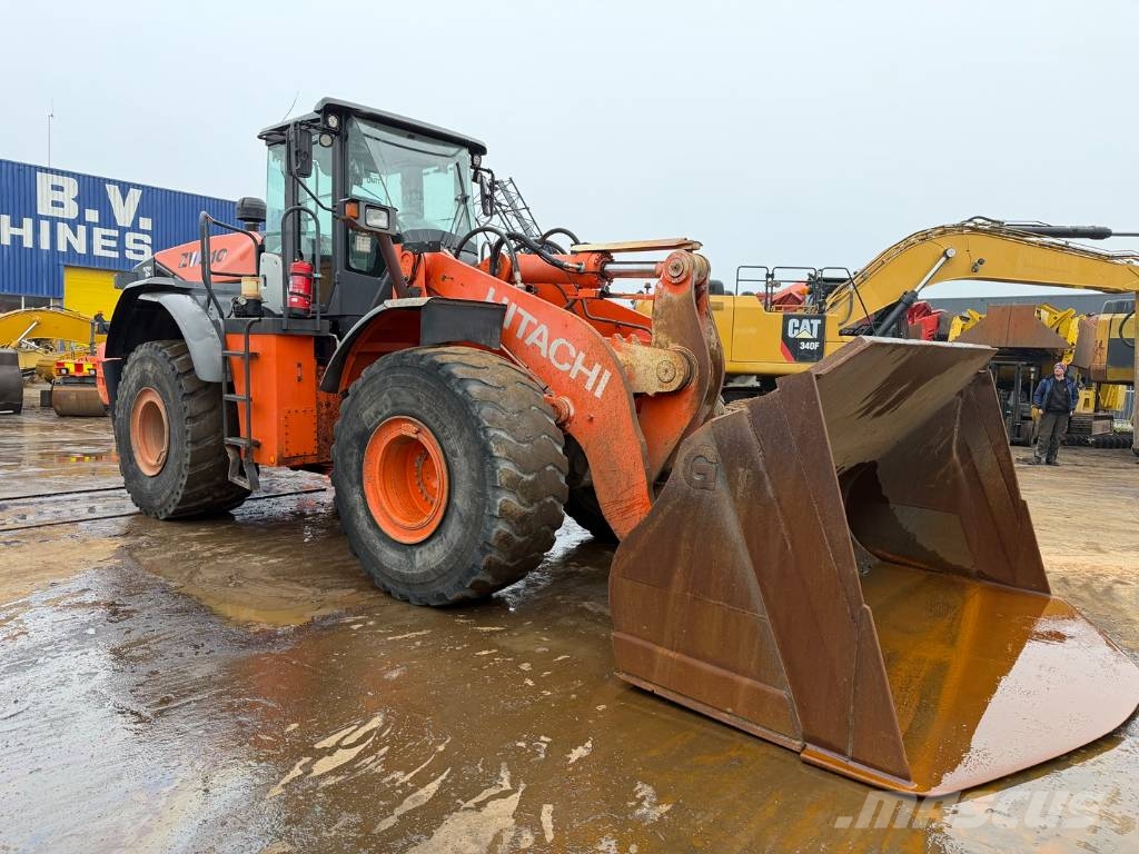 Hitachi ZW 310-5B Iekrāvēji uz riteņiem