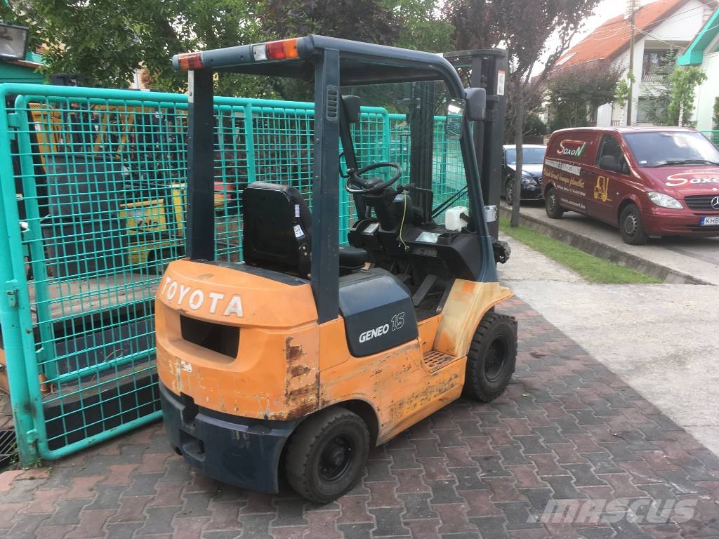 Toyota 7 FG 15 V-2989 OB Gázüzemű targoncák