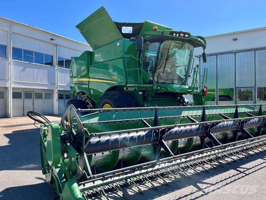 John Deere S 780 Sklízecí mlátičky