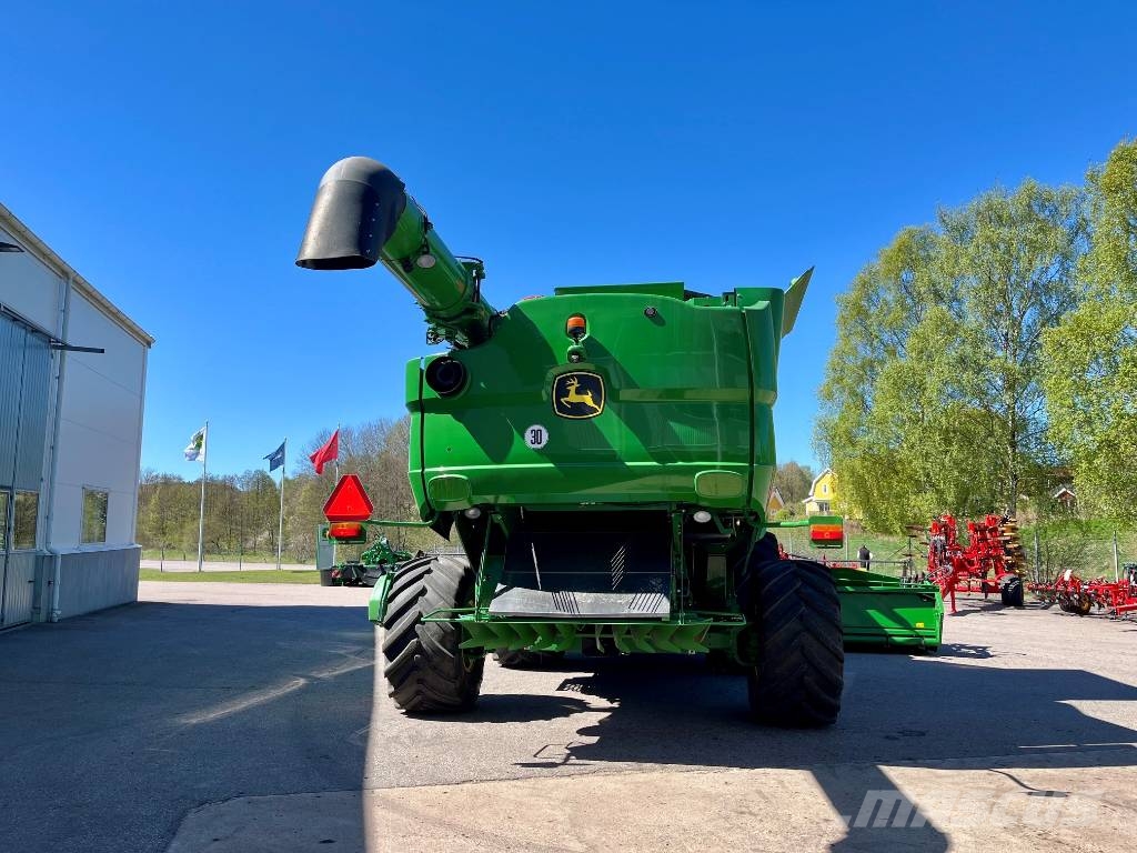 John Deere S 780 Sklízecí mlátičky