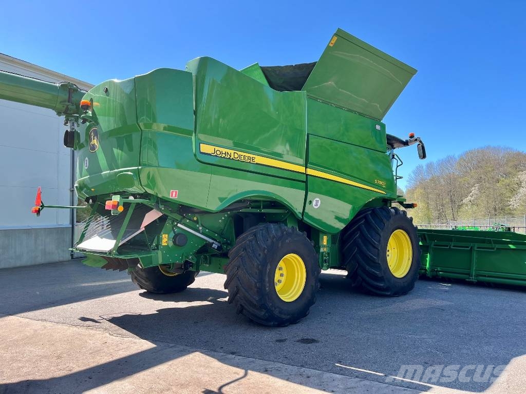 John Deere S 780 Sklízecí mlátičky