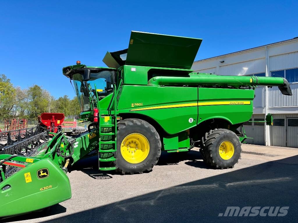 John Deere S 780 Sklízecí mlátičky