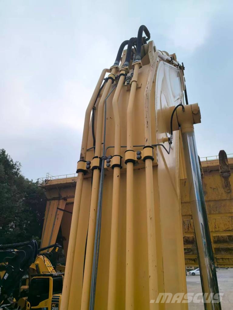 Komatsu PC 360 Гусеничні екскаватори