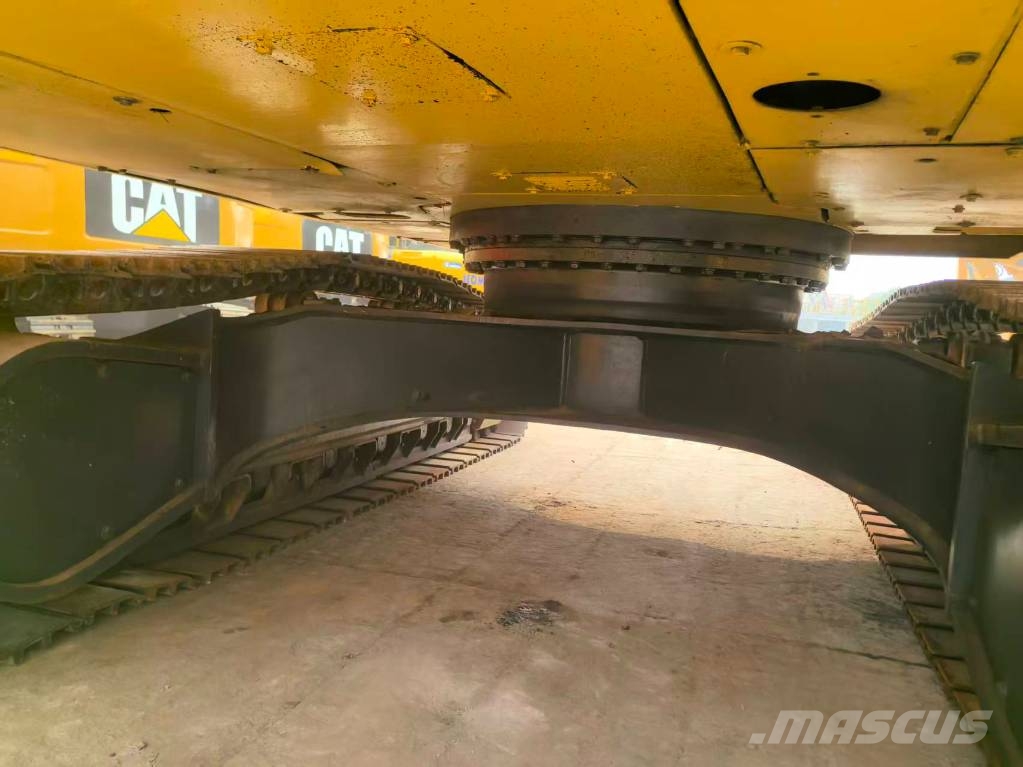 Komatsu PC 360 Гусеничні екскаватори