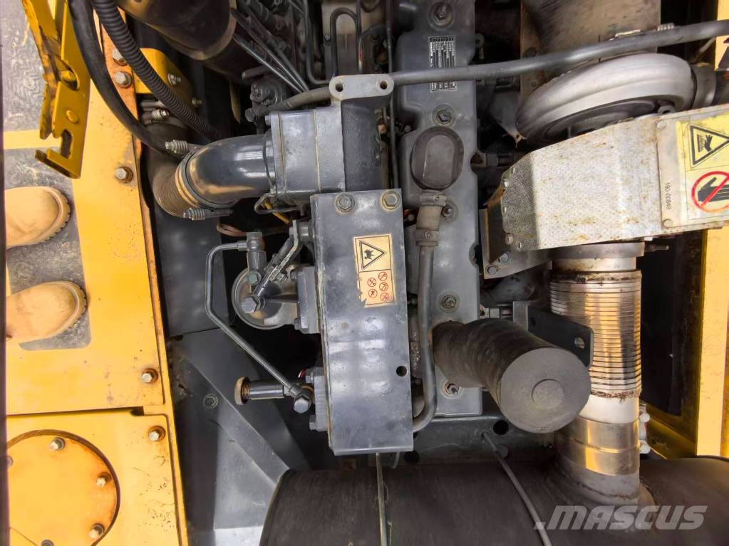 Komatsu PC 360 Гусеничні екскаватори