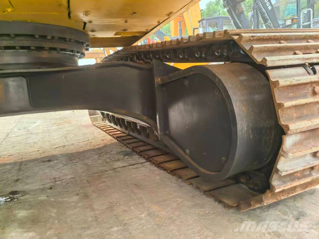 Komatsu PC 360 Гусеничні екскаватори