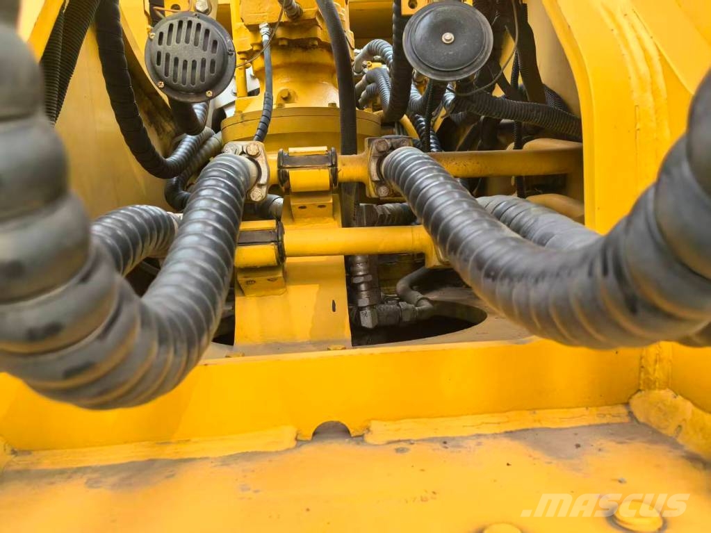 Komatsu PC 360 Гусеничні екскаватори