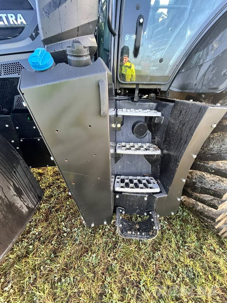 Valtra + Horsch Q265 + MP20 Orman traktörleri