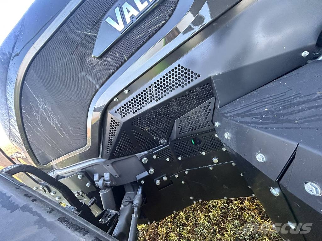 Valtra + Horsch Q265 + MP20 Orman traktörleri