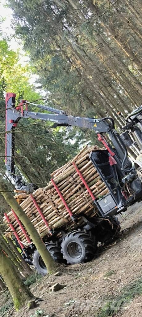 Valtra + Horsch Q265 + MP20 Orman traktörleri