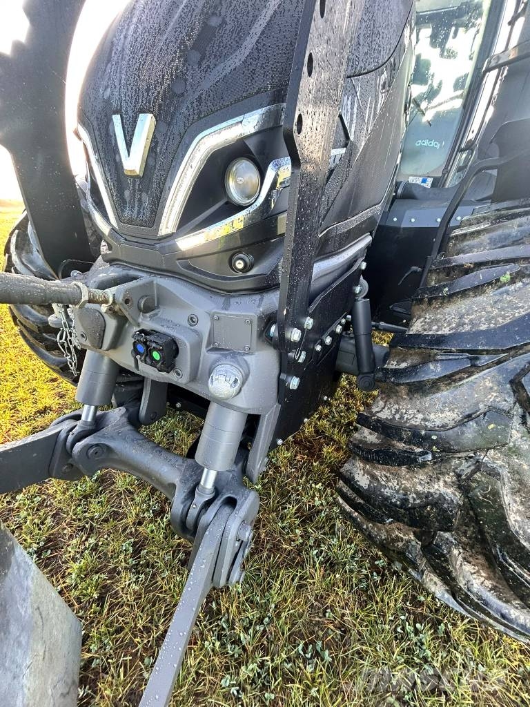 Valtra + Horsch Q265 + MP20 Orman traktörleri