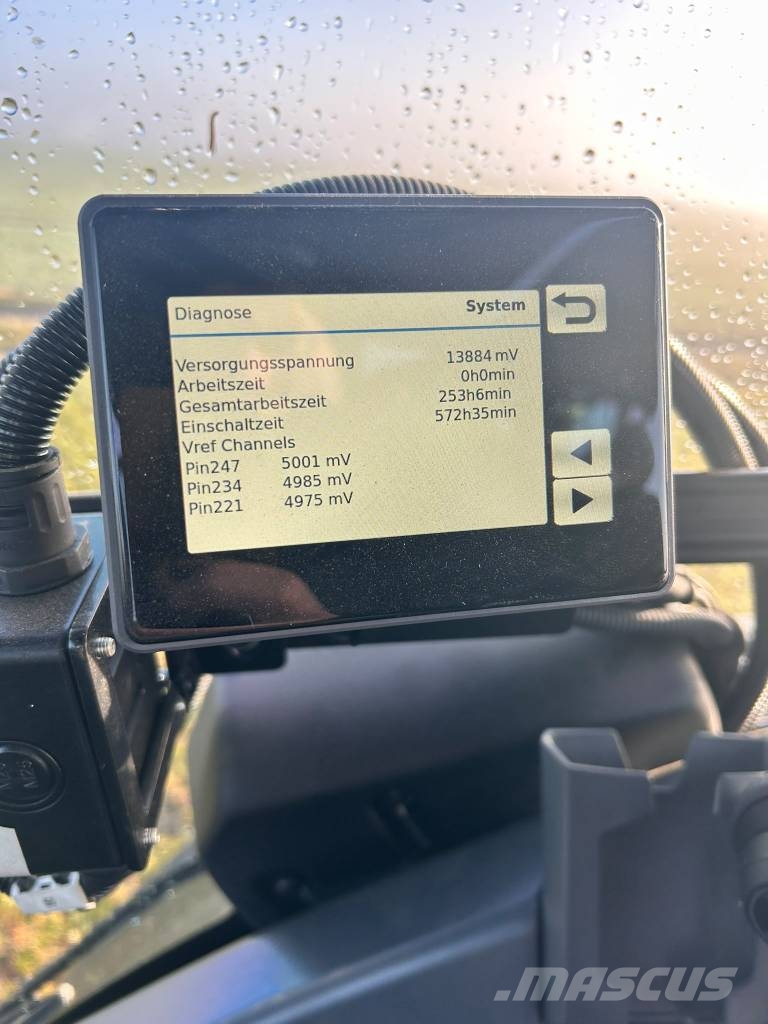 Valtra + Horsch Q265 + MP20 Orman traktörleri