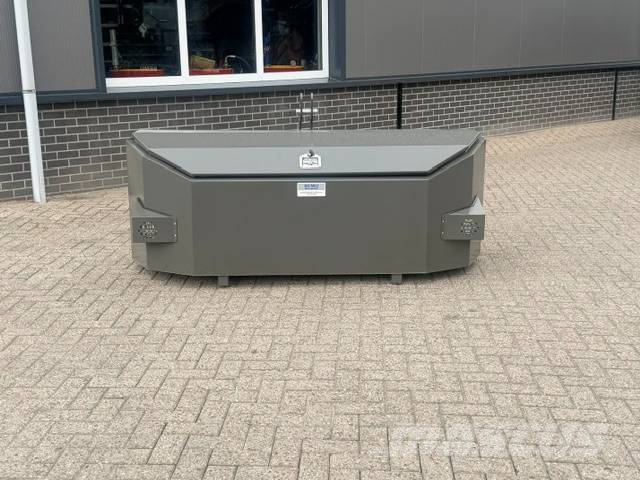 Frontkist Opbergkist, opbergbox Otros accesorios para tractores