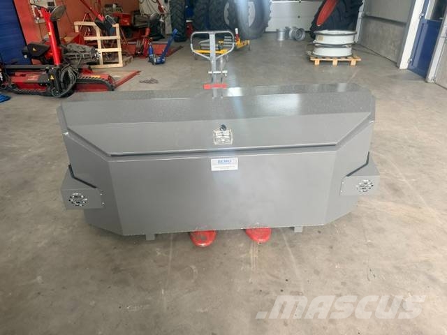 Frontkist Opbergkist, opbergbox Otros accesorios para tractores