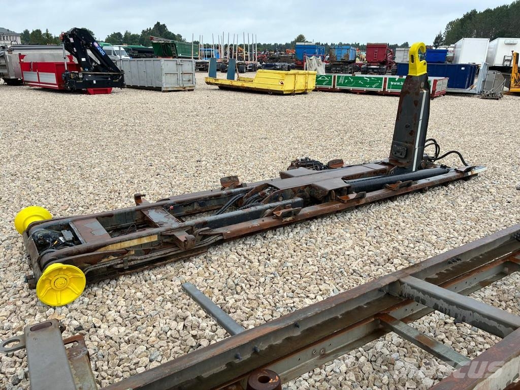 Hiab XR20ZL56 20T Abrollkipper
