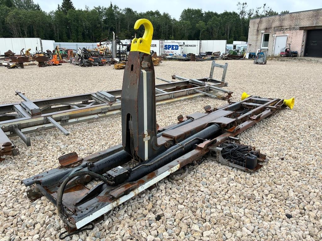 Hiab XR20ZL56 20T Abrollkipper