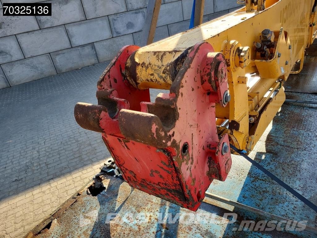 Liebherr R944 UHD - Extendable Undercarriage Crawler excavators