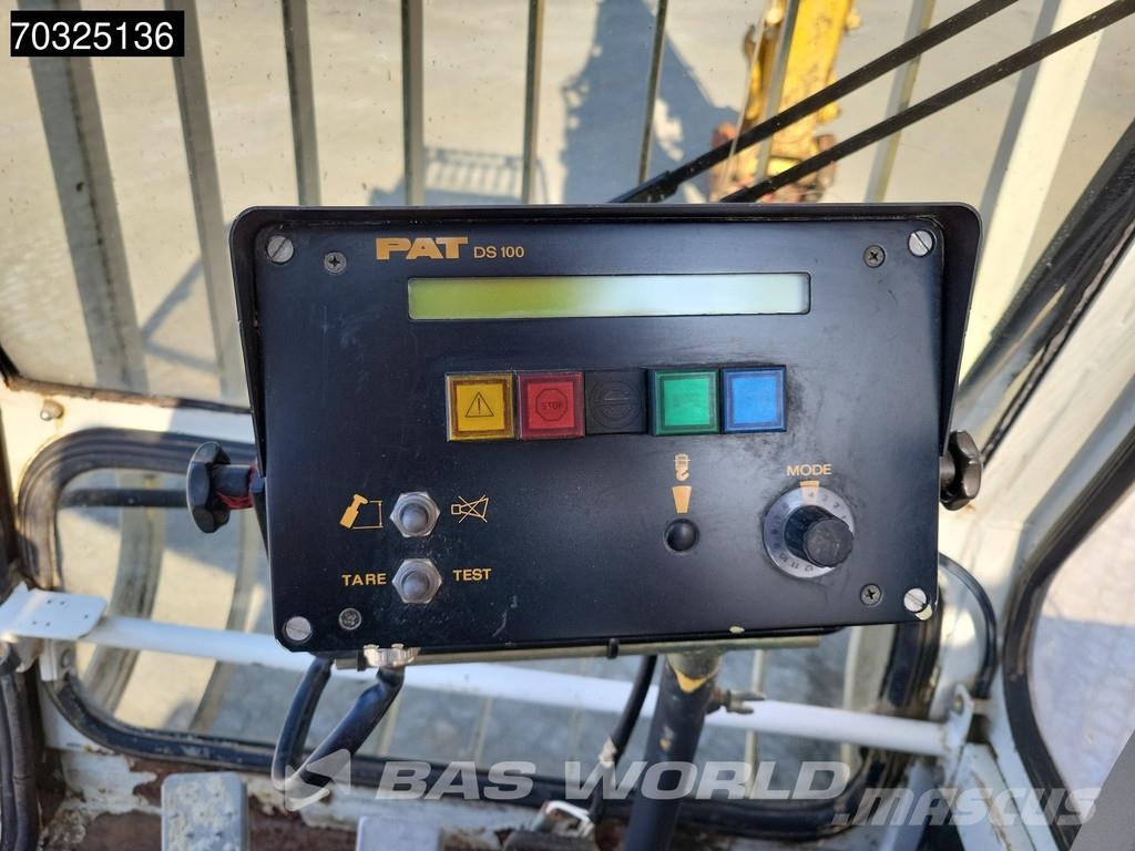 Liebherr R944 UHD - Extendable Undercarriage حفارات زحافة