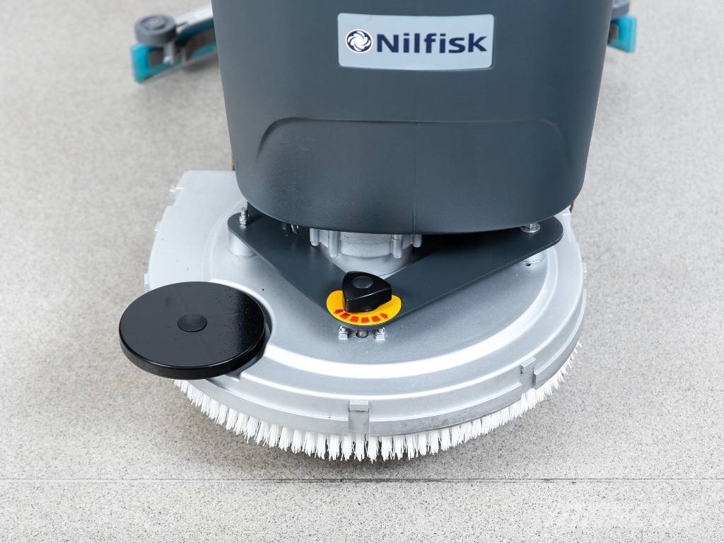 Nilfisk BA 531 D NEW BATTERIES SCRUBBER DRYER Lavasciuga
