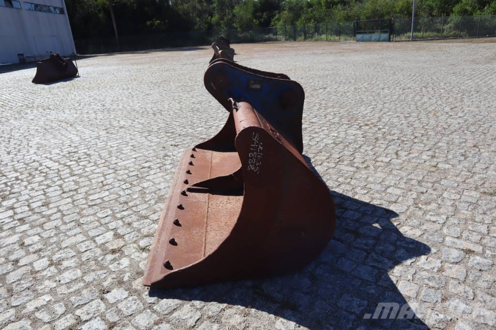 Balde limpeza 2134 mm Ø80 Kašike / Korpe
