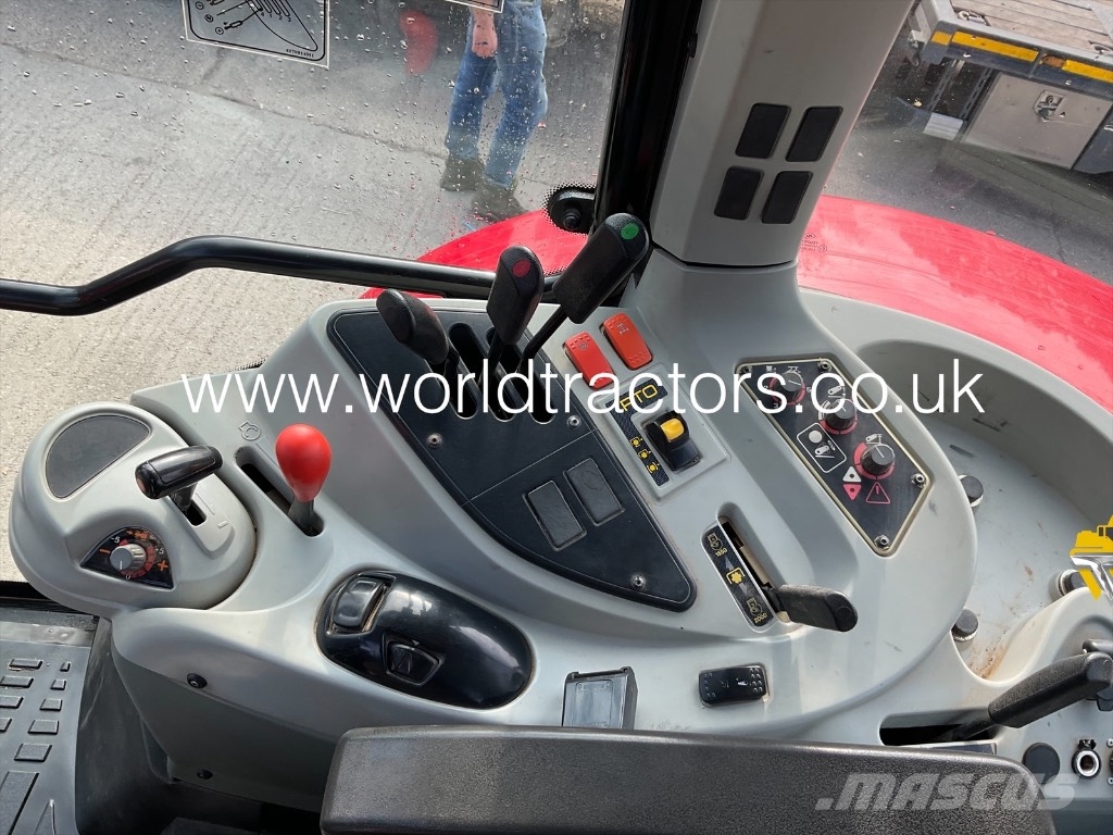Massey Ferguson 5470 Tractors